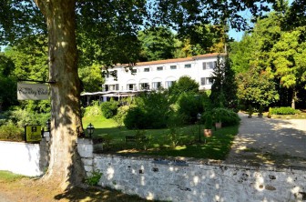 Le Country Club, Hôtel en Seine-et-Marne