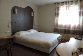 Auv'Hôtel, Hôtel dans le Cantal