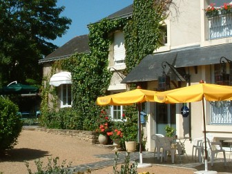 HÔTEL LE CASTEL, Hôtel dans le Maine-et-Loire