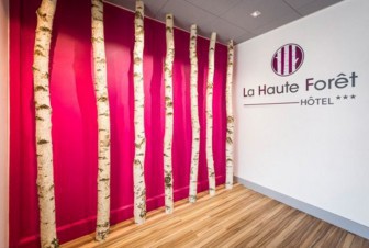 HÔTEL LA HAUTE FORÊT, Hôtel en Loire-Atlantique