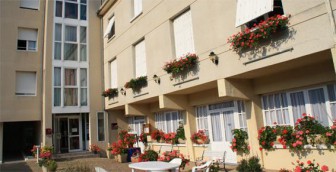 Hôtel Le Chalet Fleuri, Hôtel dans la Vienne